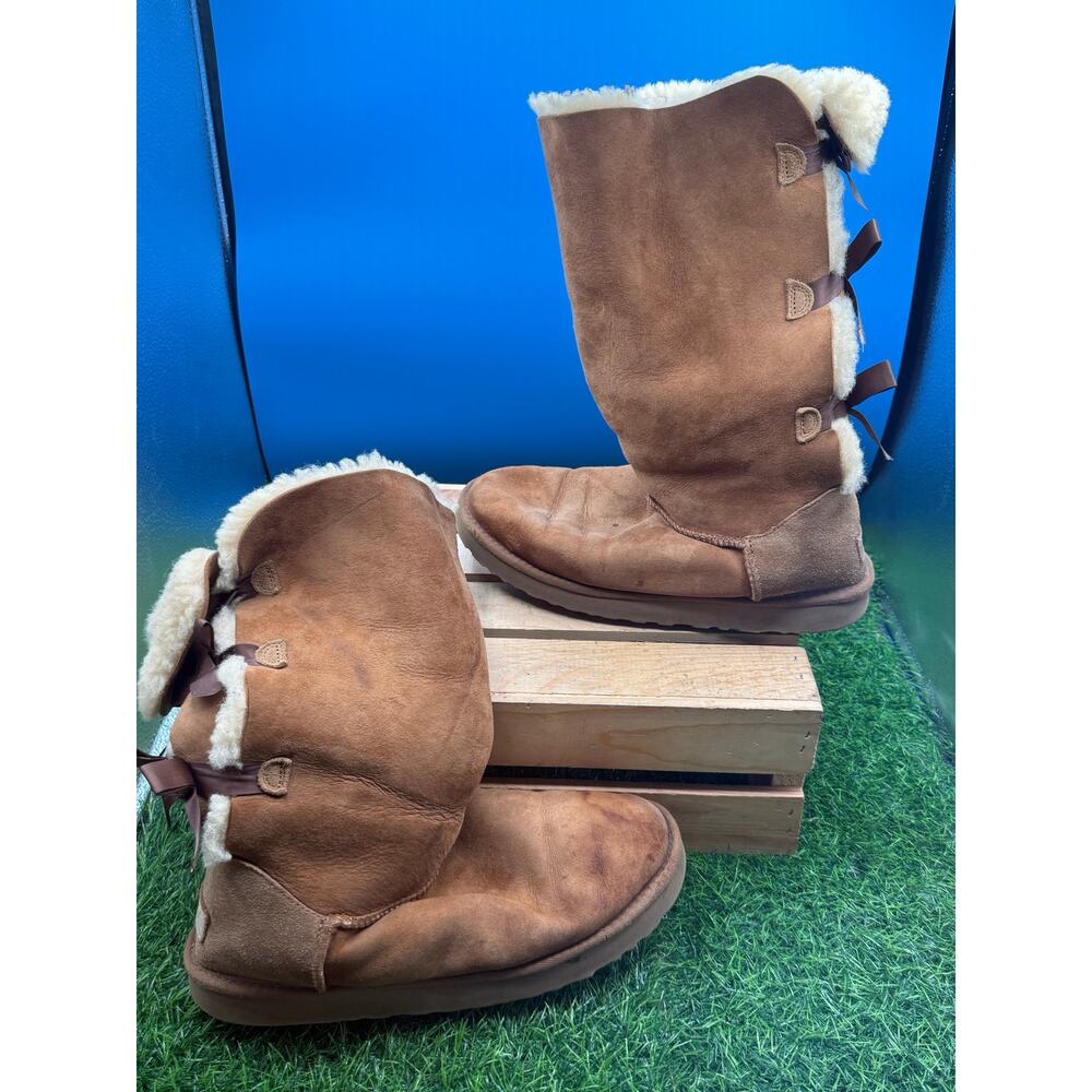 UGG Australia Bailey Bow Tall Chestnut Suede Boots Women's Size 9 (S/N 1016434)